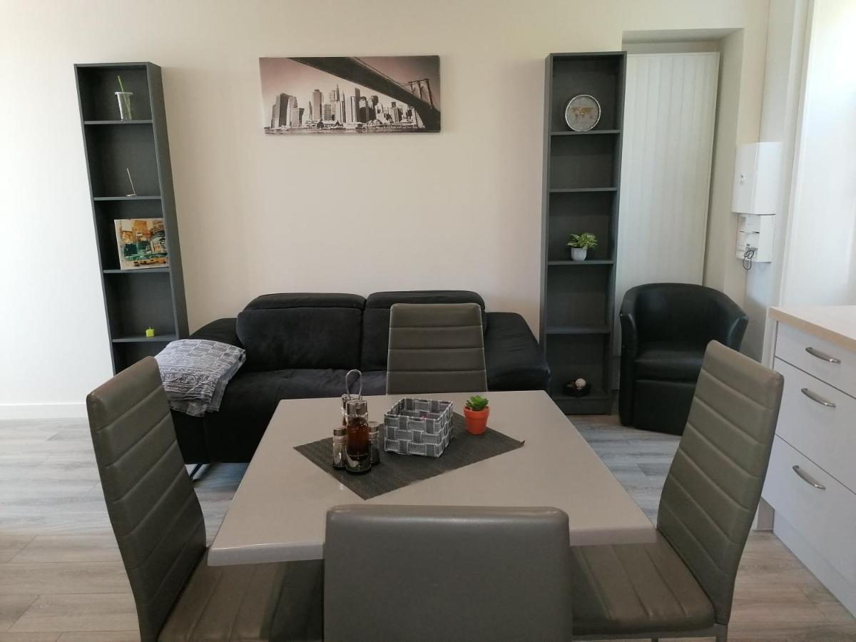 Hotel Entre Les 2 Roches Prisse Екстер'єр фото