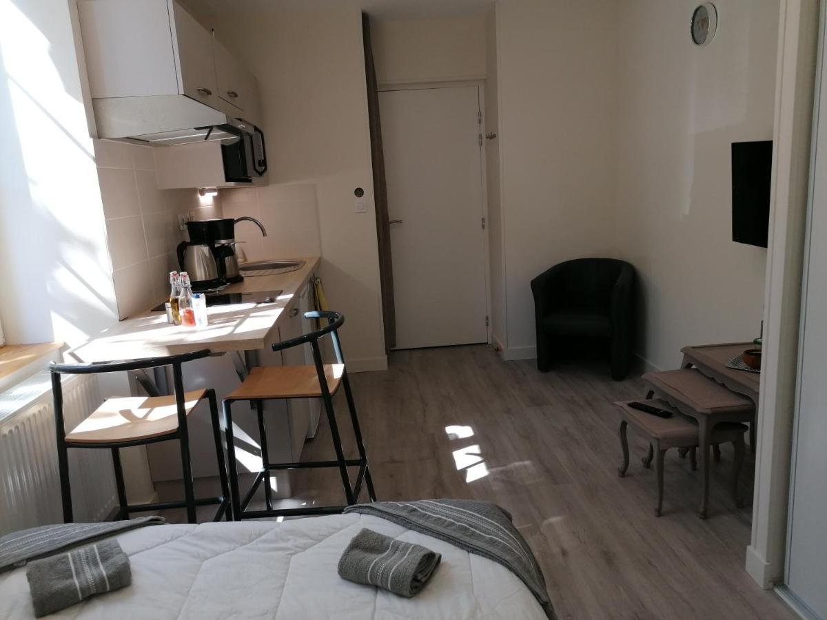Hotel Entre Les 2 Roches Prisse Екстер'єр фото